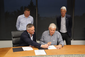 Signing up for a particularly good cause - Fulton Hogan Managing Director Cos Bruyn, MND NZ General Manager Carl Sunderland, Fulton Hogan Chairman David Faulkner and Fulton Hogan Executive General Manager Culture, Jules Fulton at the signing
